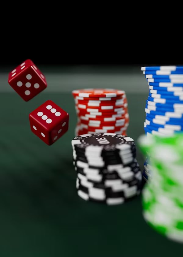 Filipino player navigating pba odds platform steps on a smartphone